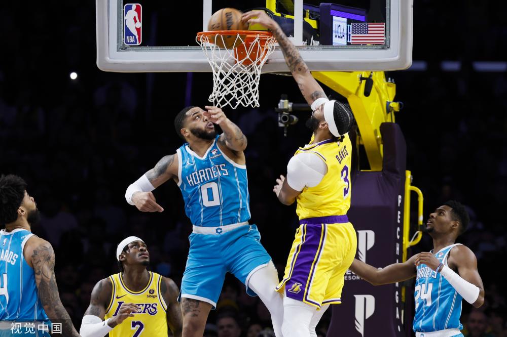 他在场上的 他在场上的