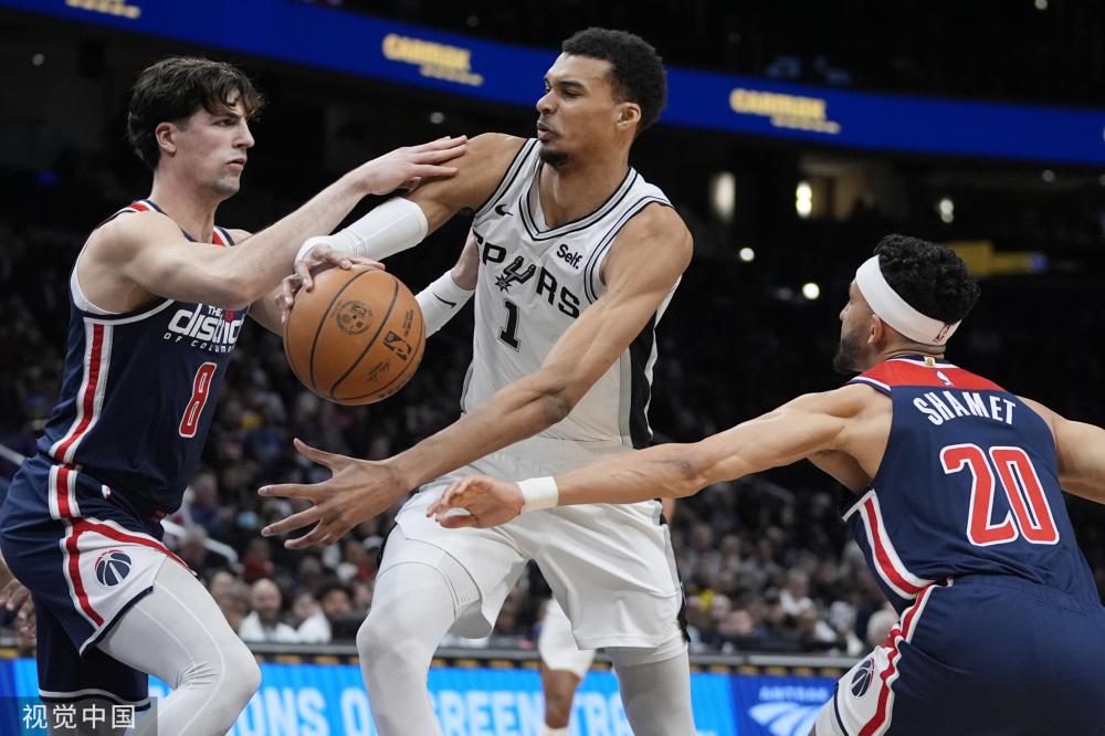 对那不勒斯 对那不勒斯