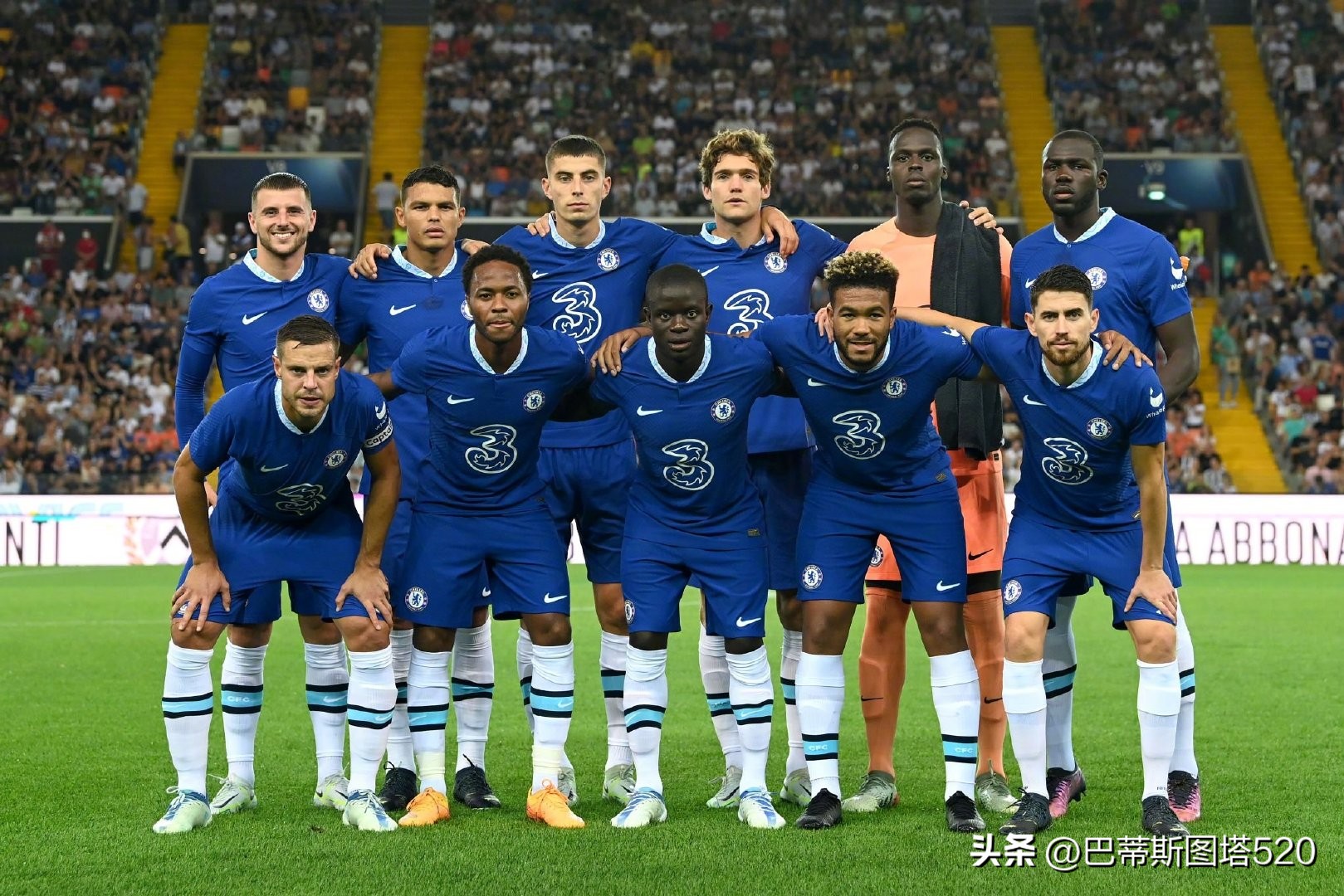 相比之下 相比之下